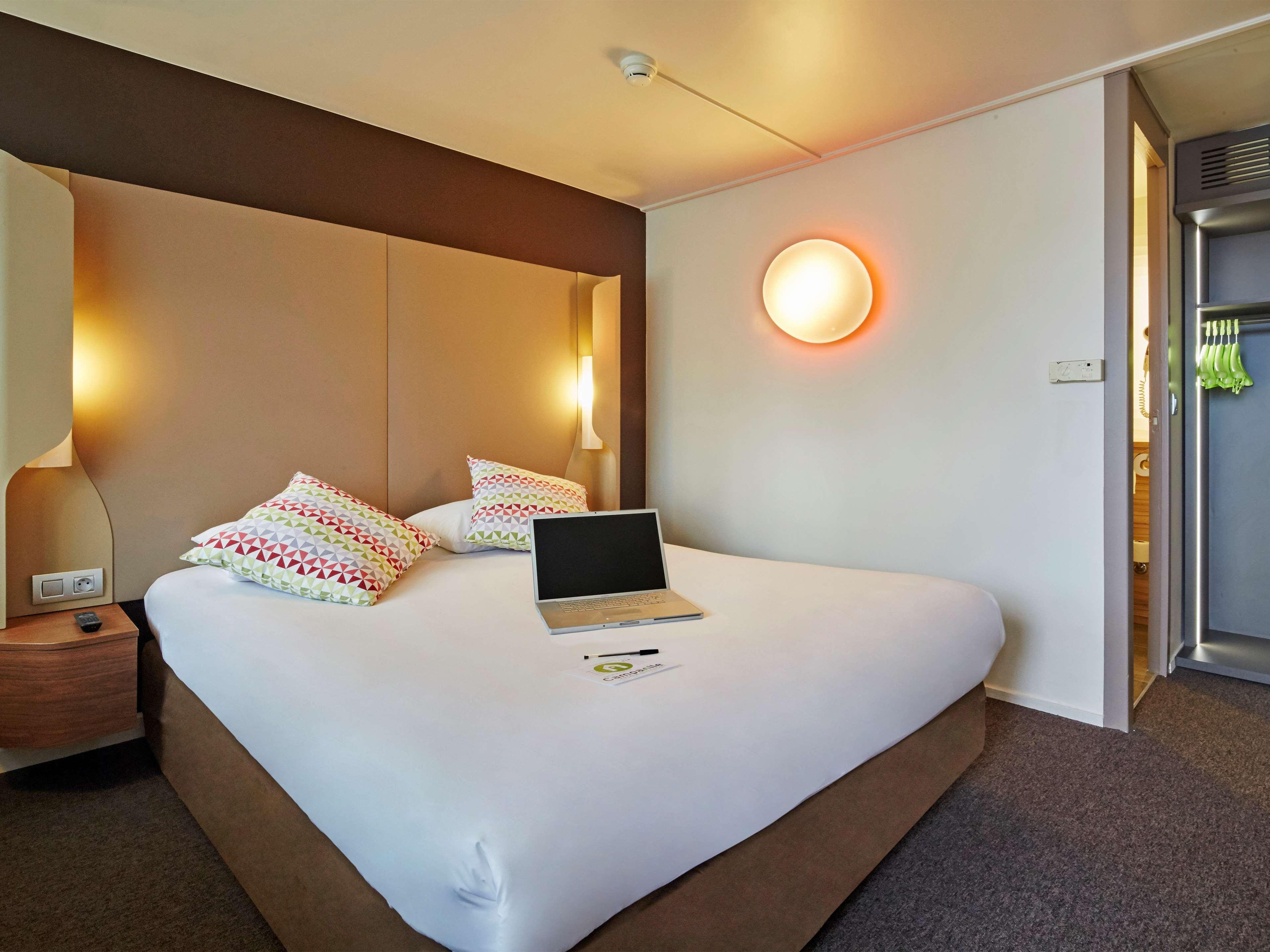 Campanile Dijon Nord - Toison D'Or Hotel Eksteriør billede