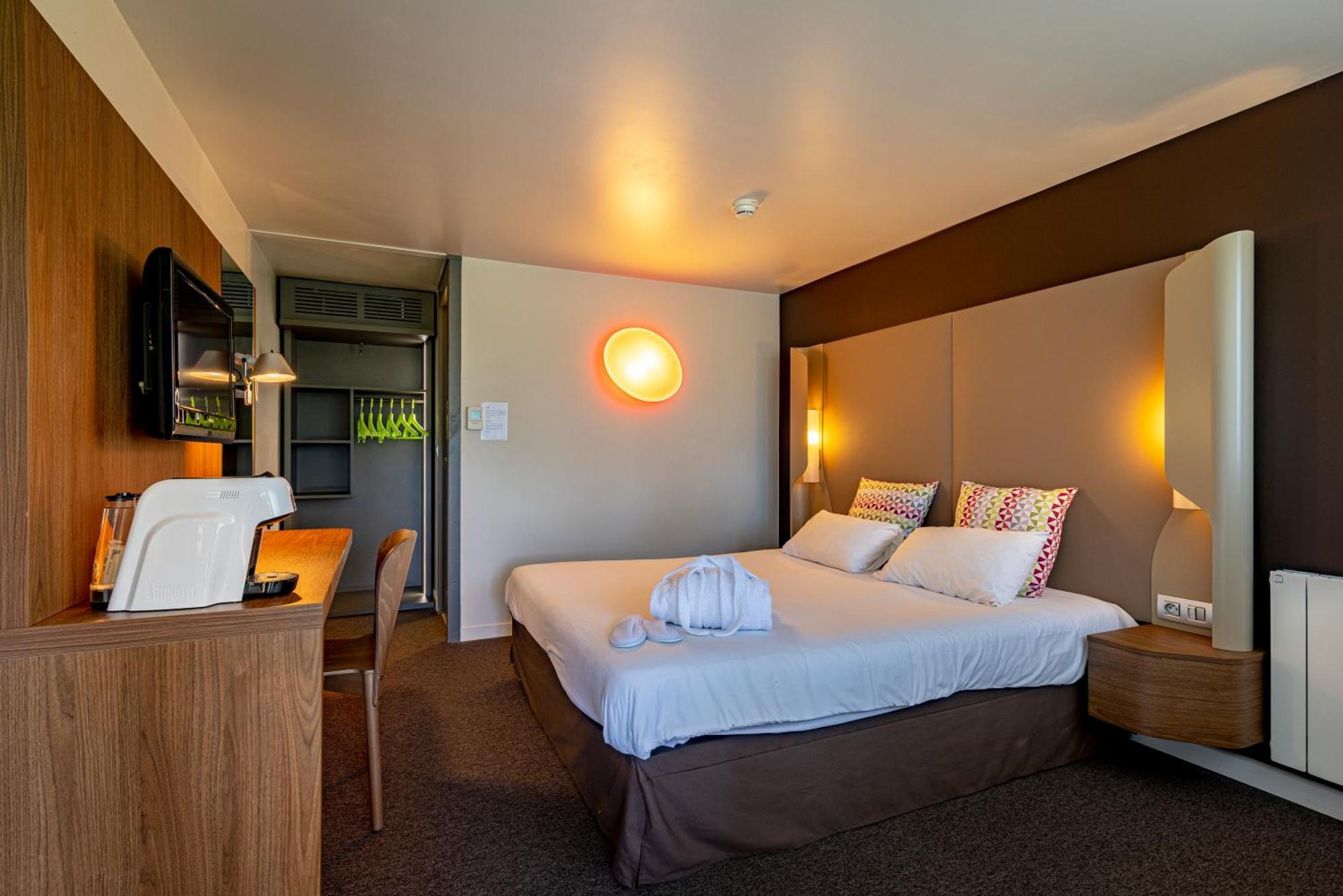 Campanile Dijon Nord - Toison D'Or Hotel Eksteriør billede